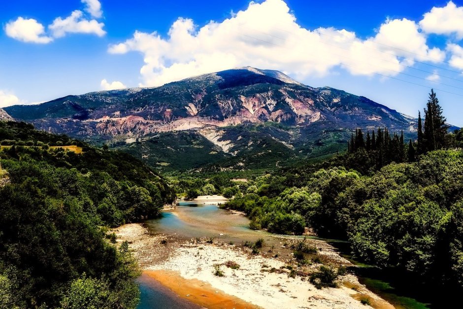 Гора Парнас в Греции