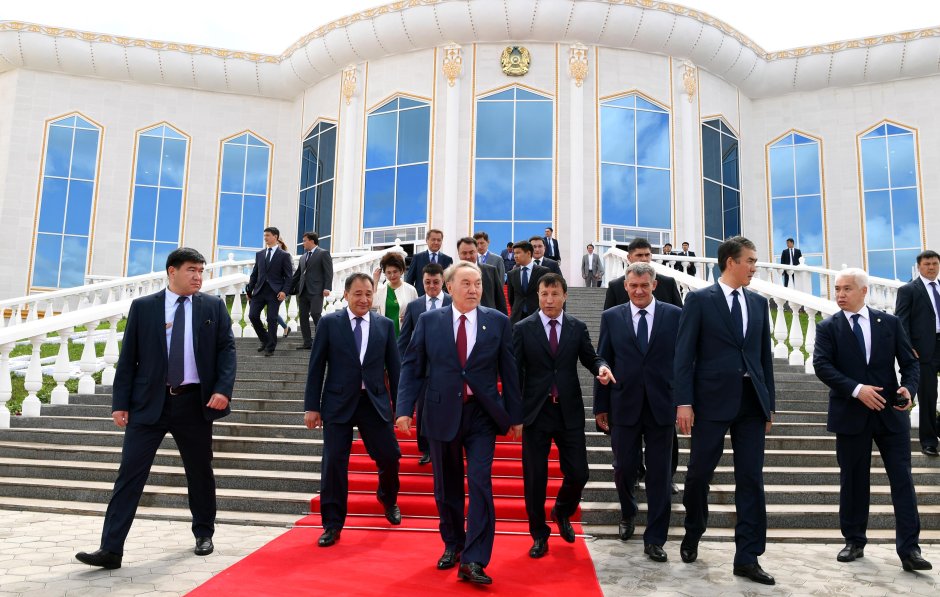 Дворец дружбы народов Астана