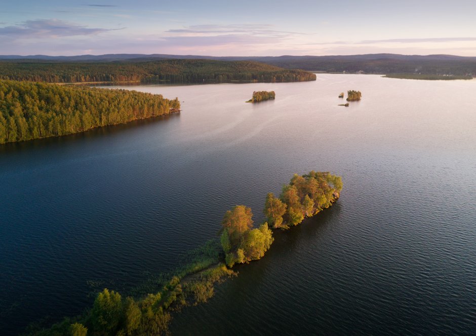 Ребристый Невьянск озеро
