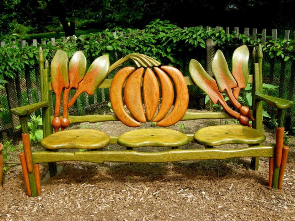 Необычные скамейки для сада