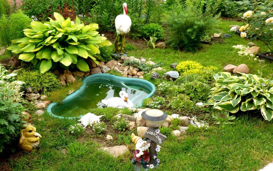 Садовый прудик с фонтаном