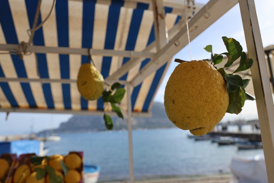 Амальфи Италия лимоны