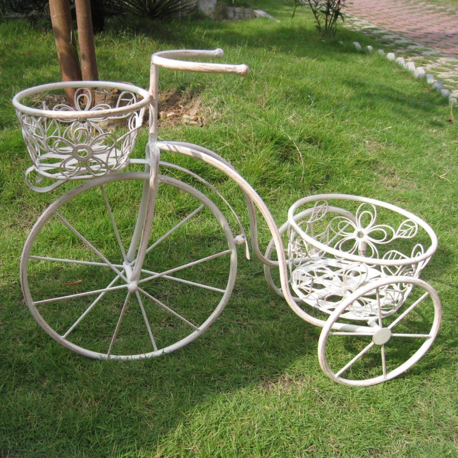 Велосипед под цветы из металла