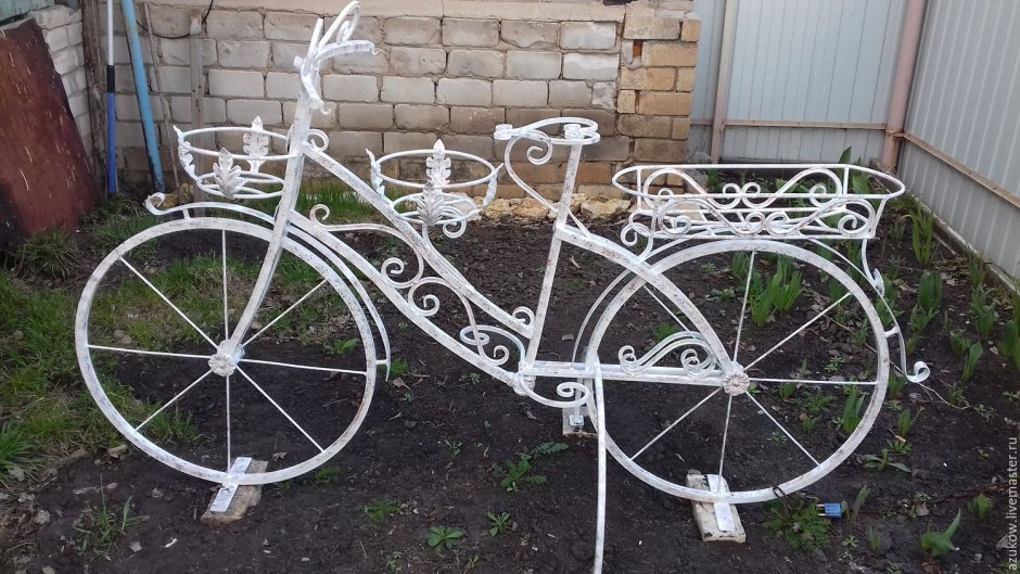 Велосипед кованый декоративный