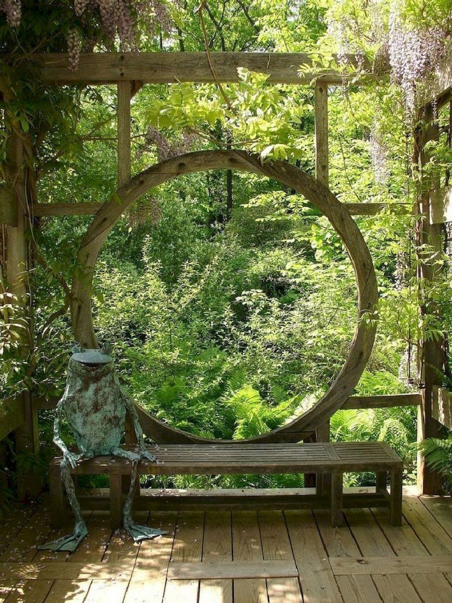 Перголы и арки в английском саду
