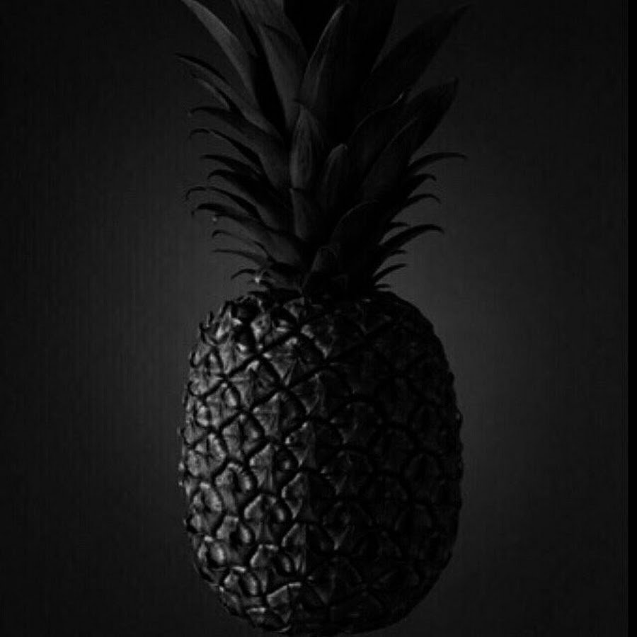 Темный ананас