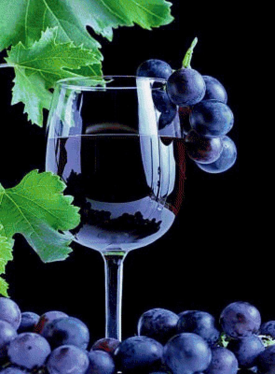Гроздь винограда вино