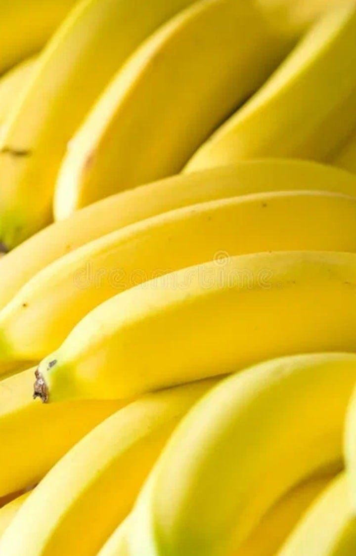 Банановый цвет