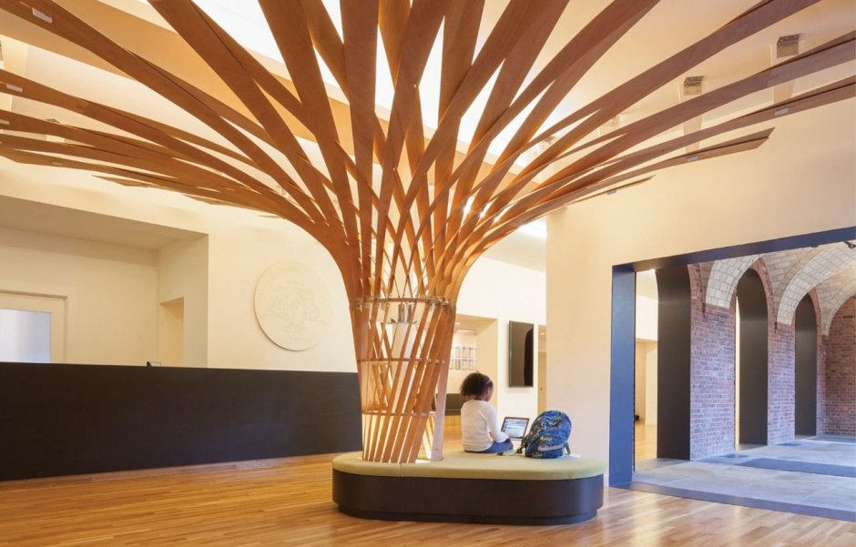 Дизайнерский потолок из дерева