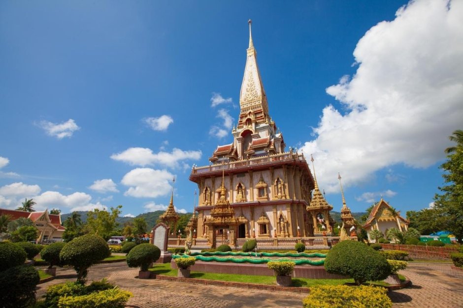 Храм ват Чалонг (о. Пхукет) Таиланд