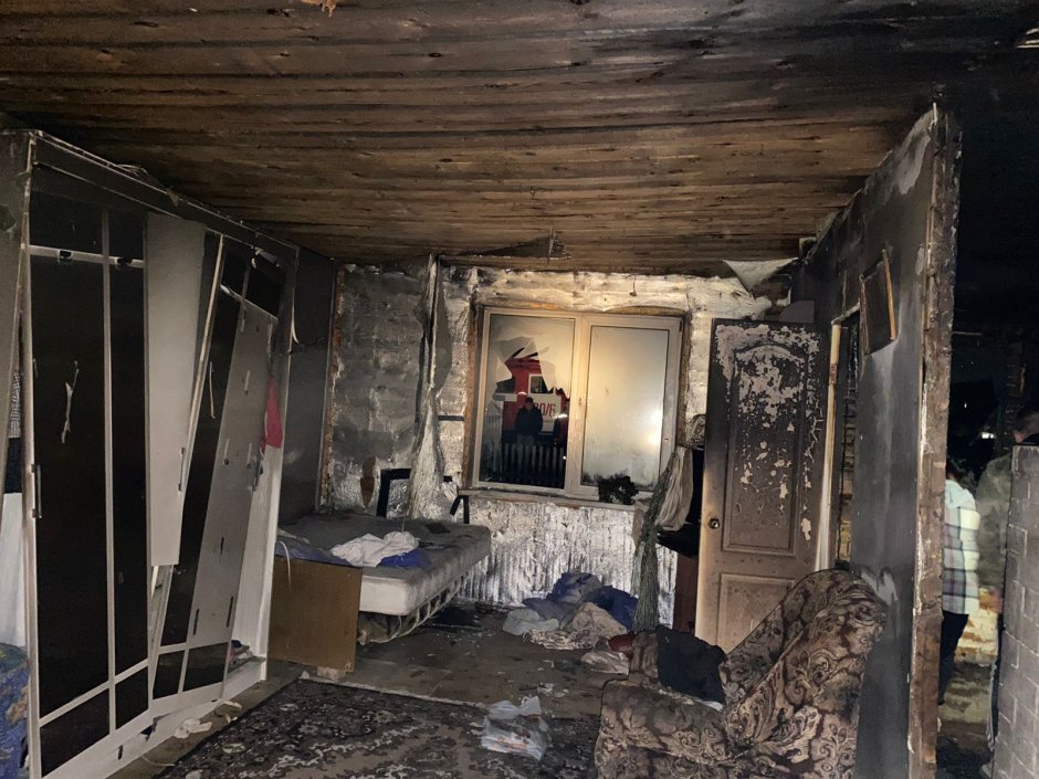 Фотосессия после пожара комнате