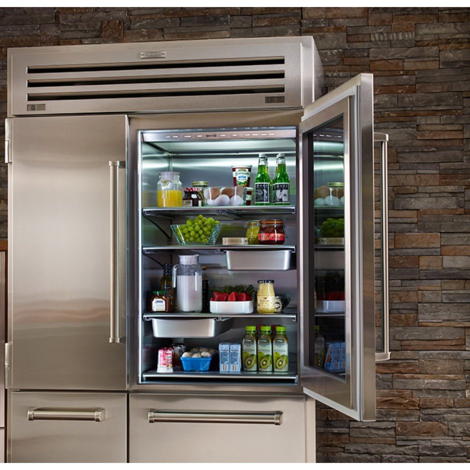 Sub Zero холодильник