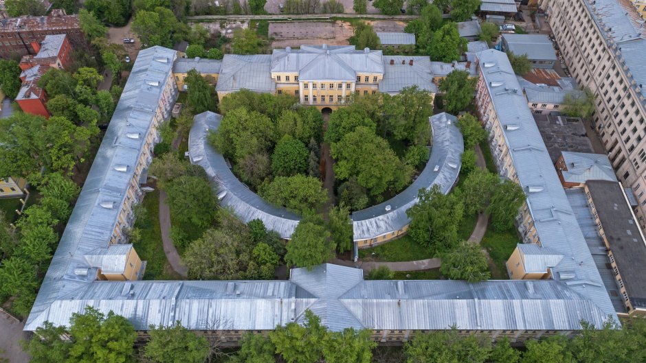 Дворец Франца Лефорта в Москве