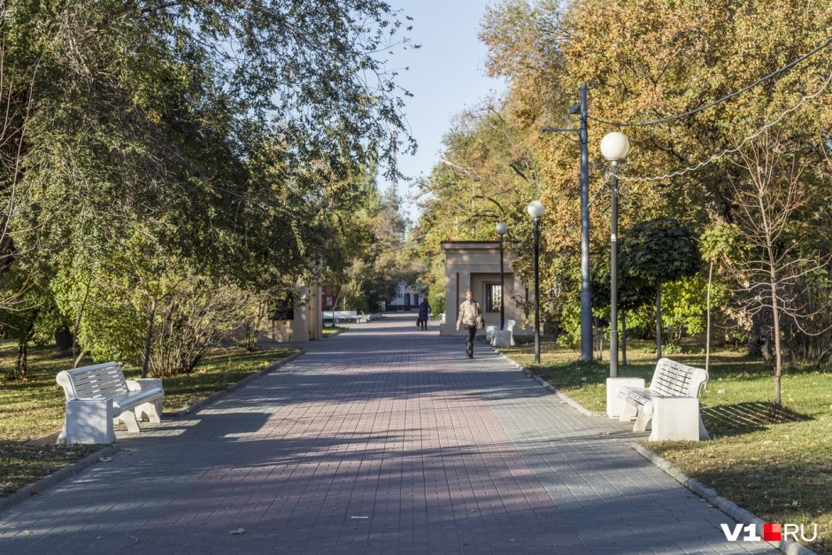 Комсомольский сад Волгоград