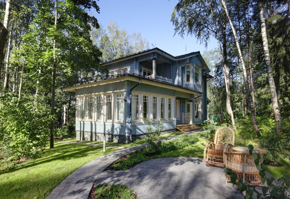 Дом Honka в стиле русской усадьбы