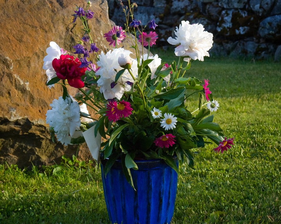 Букет из садовых цветов