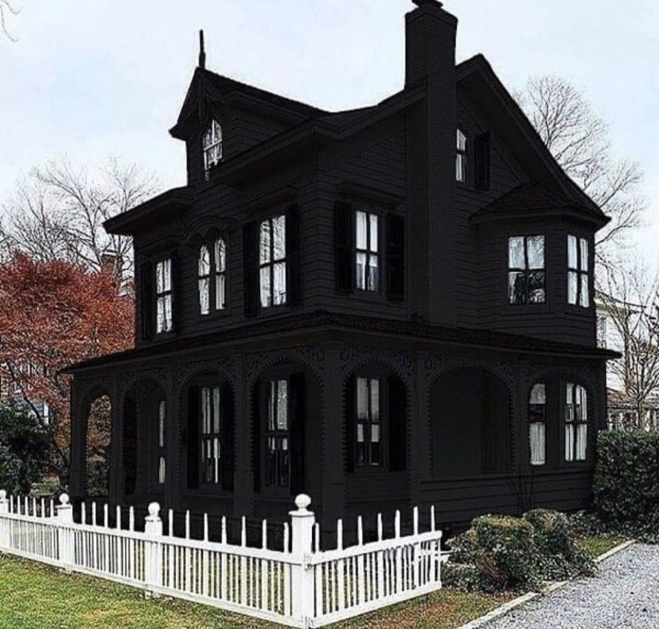 Черный дом