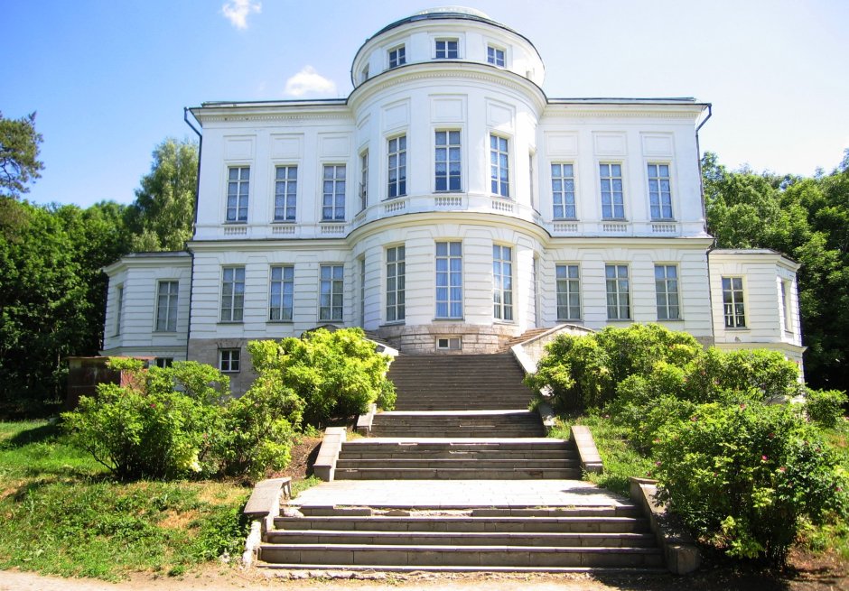 Дворец графов Бобринских в Богородицке