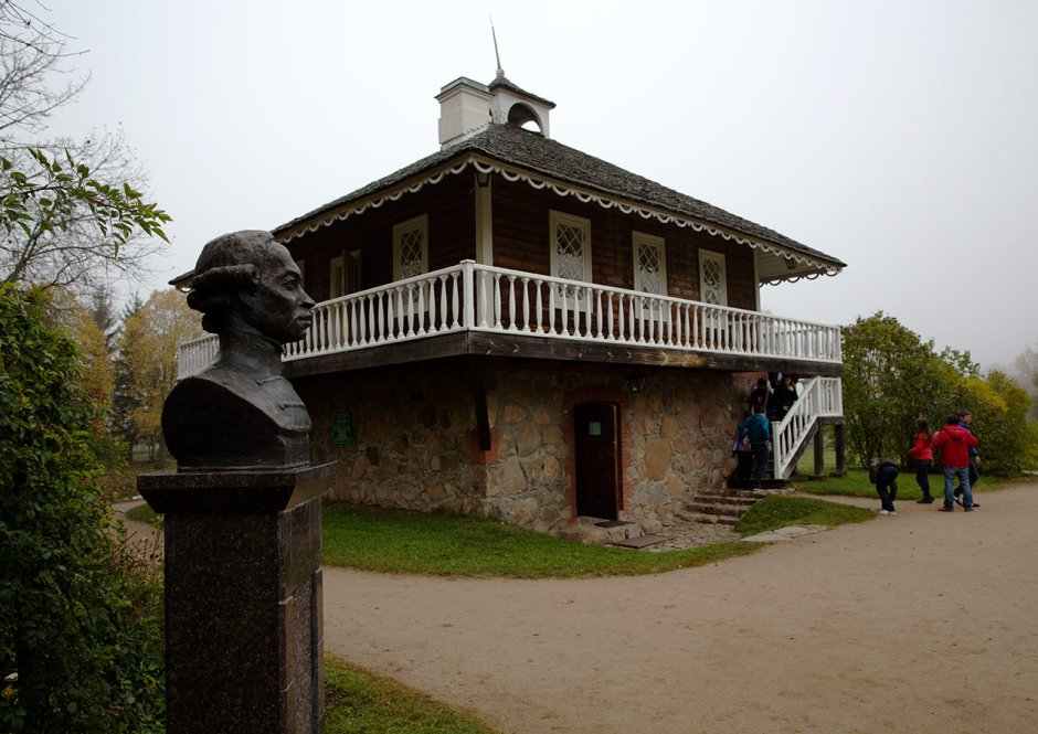 Дом музей Ганнибала Пушкинские горы