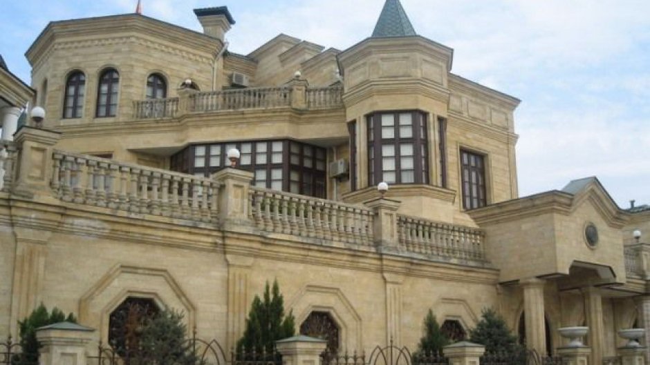 Дворец Амирова в Махачкале