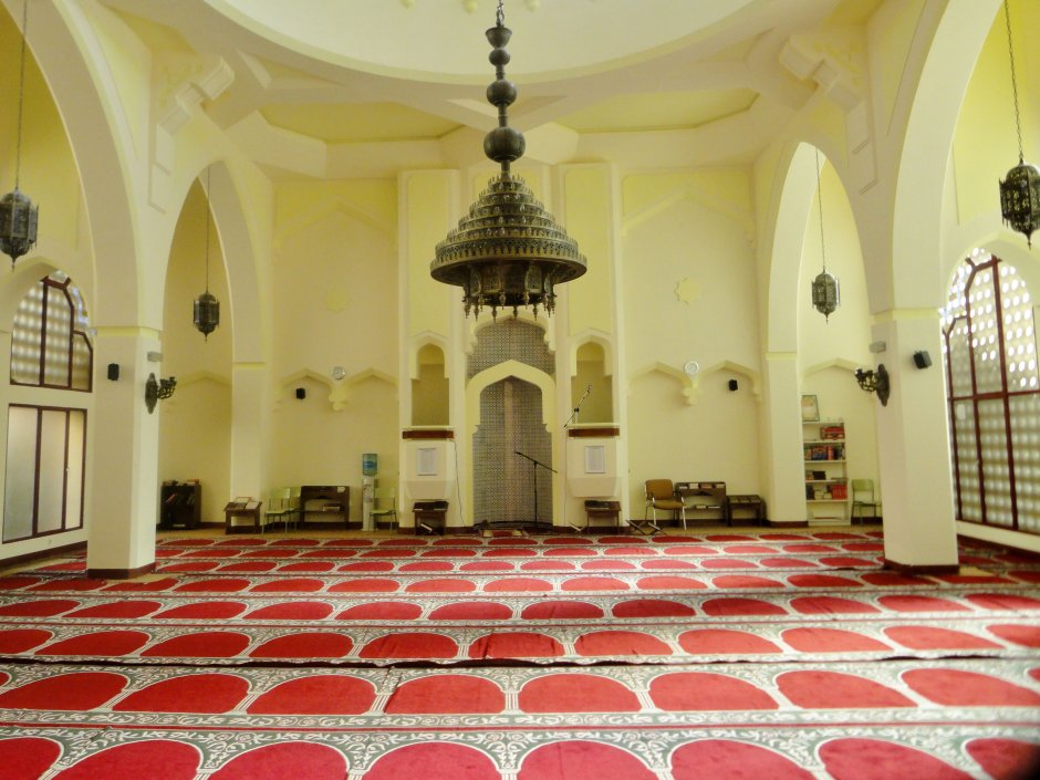 Центральная мечеть Мадрида в Мадриде