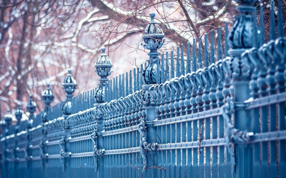 Зимний забор