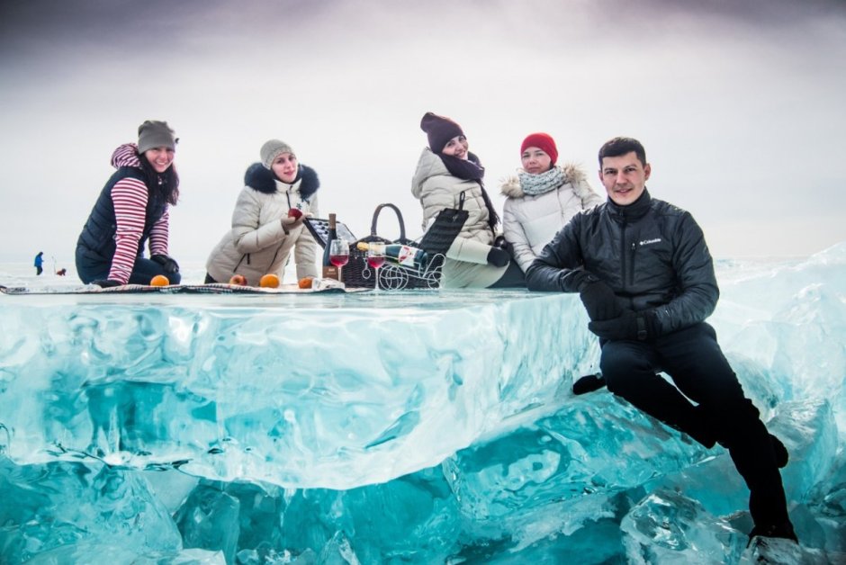 Пикник на Байкале зимой