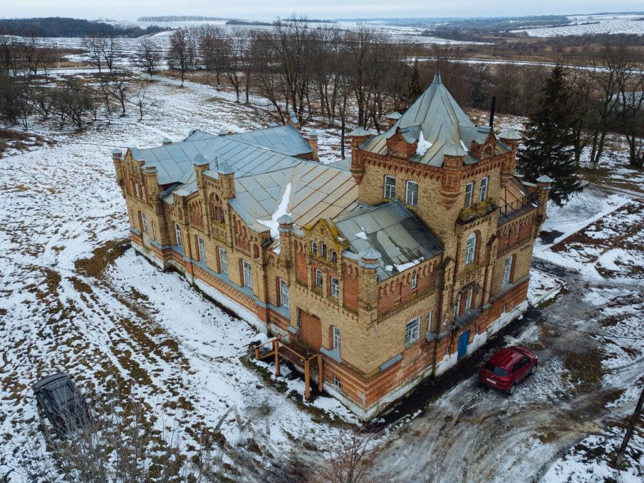 Замок в Курской области