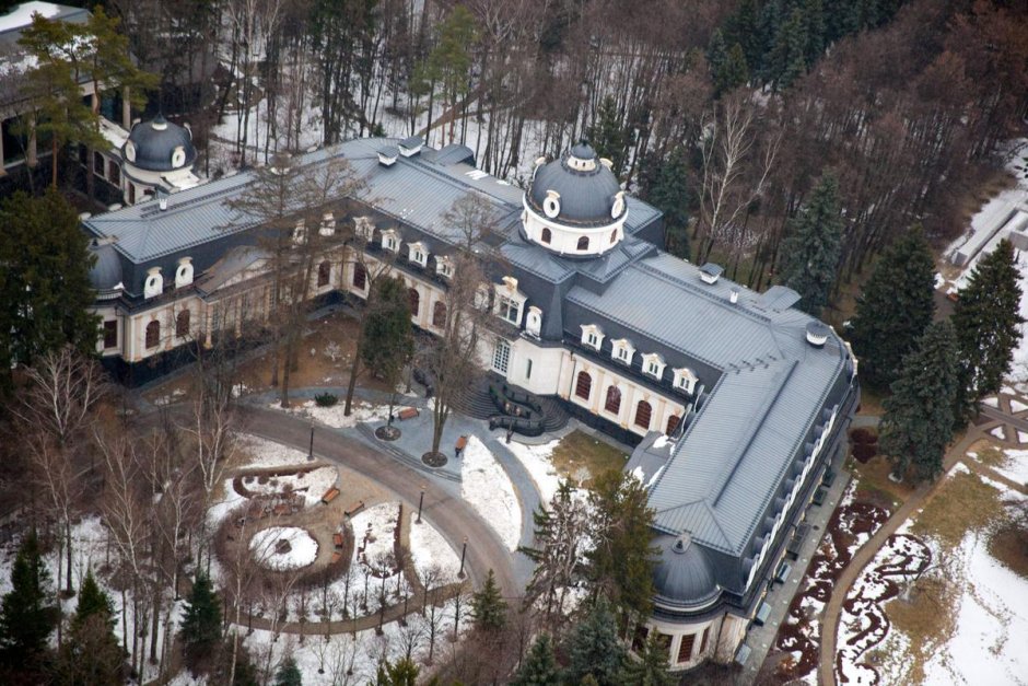 Резиденция Шувалова в Заречье
