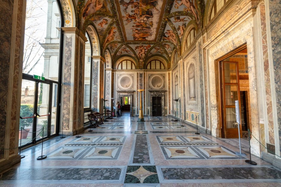 Палаццо Русполи в Риме