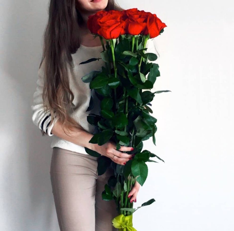 Букет длинных роз