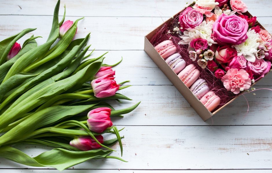 Стильный букет тюльпанов