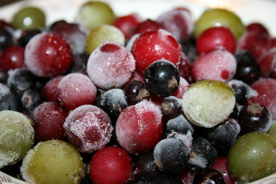 Быстро замороженые плоды и ягоды