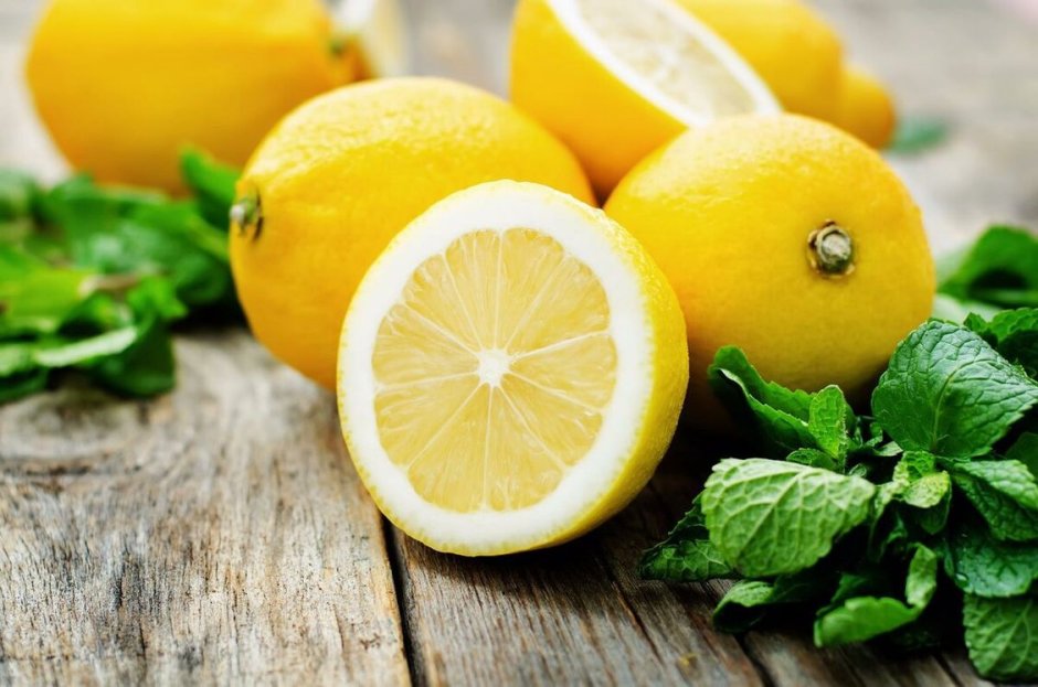 Красивый лимон