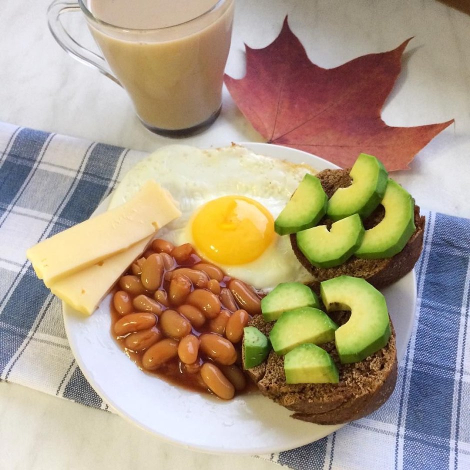 Авокадо утром на завтрак