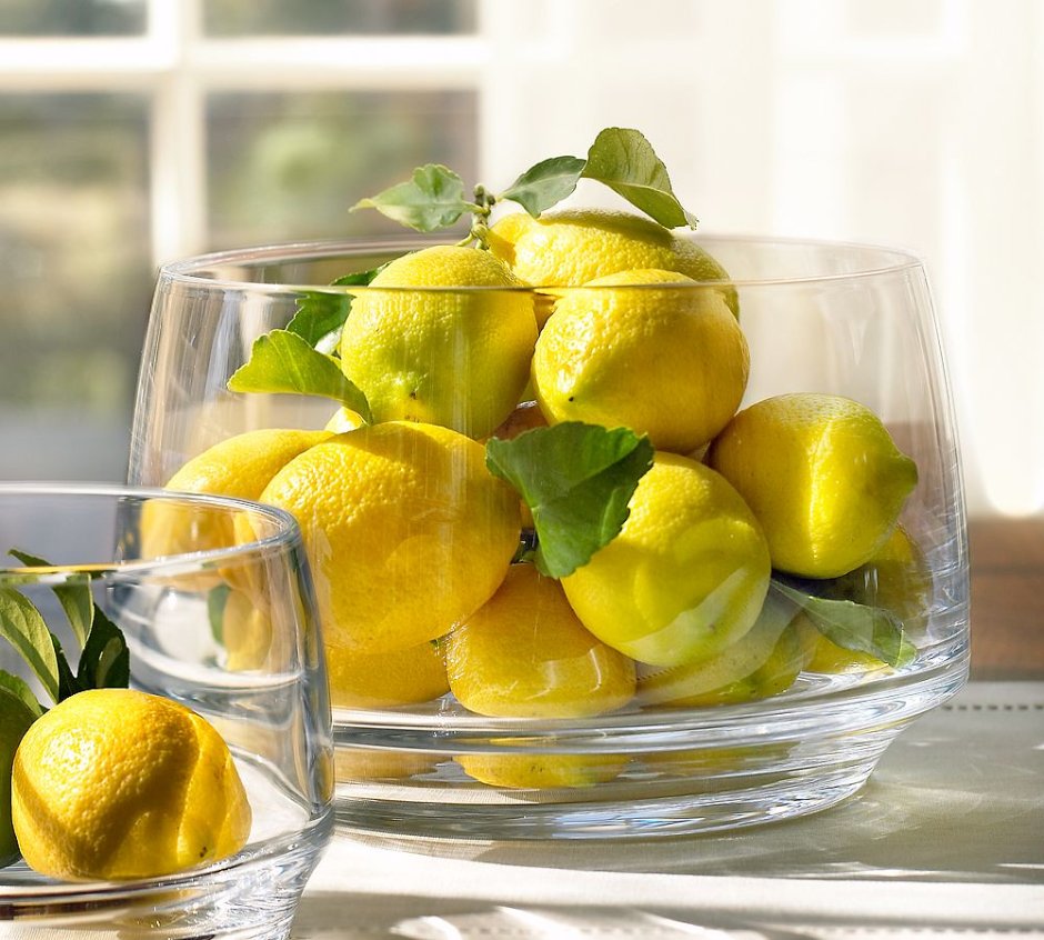 Композиция с лимонами