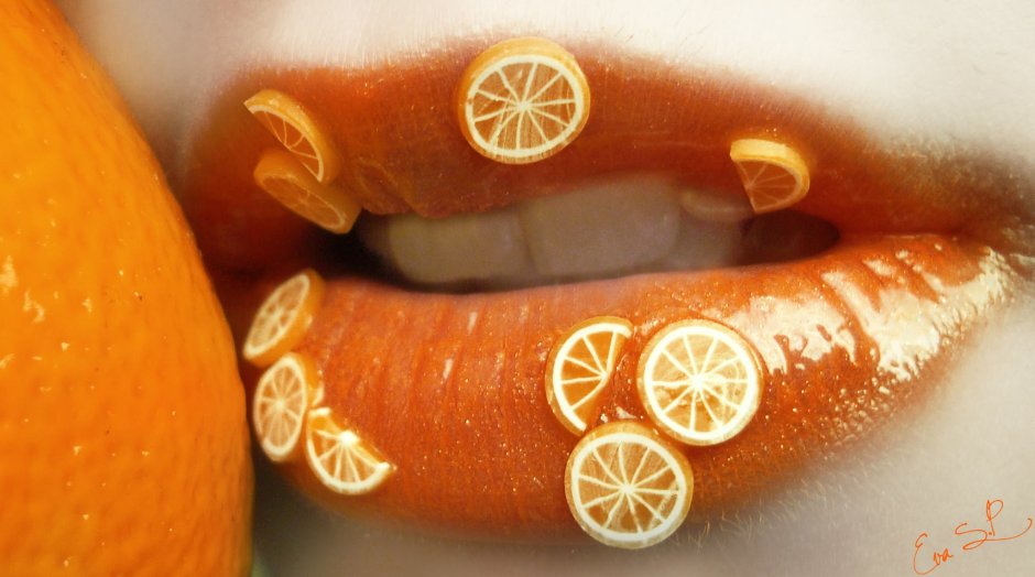Губы с апельсином