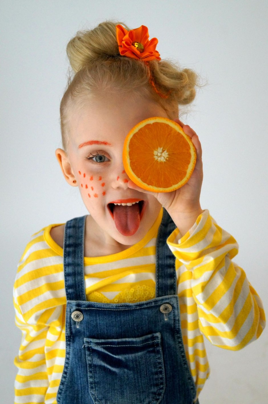 Детская фотосессия с фруктами