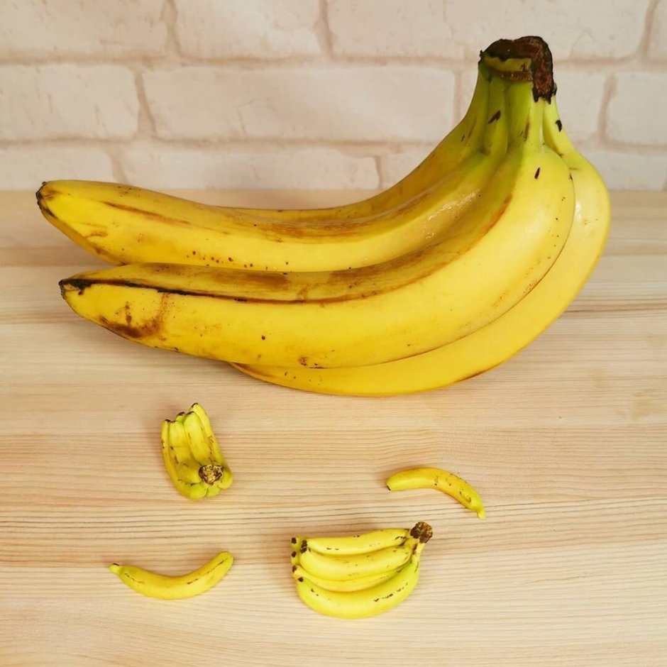 Стопка бананов
