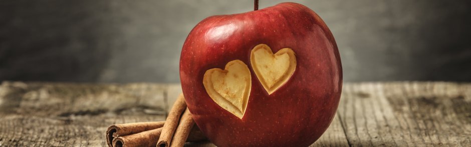 Хорошего много сердце яблоки